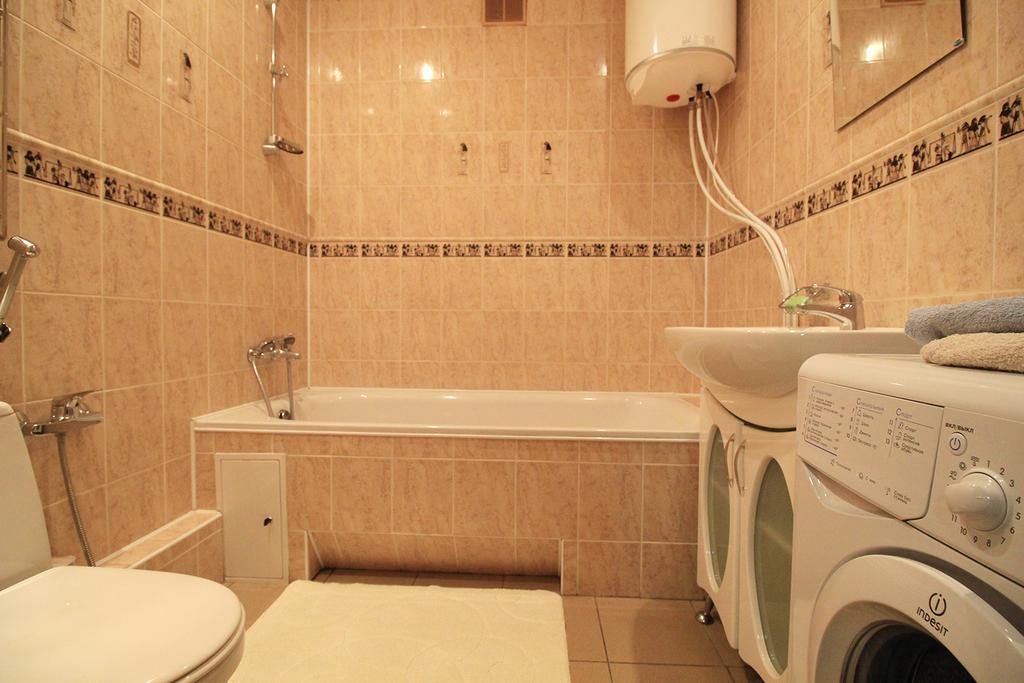 Apartment Poznyaky-Bazhana Kyiv Exterior foto